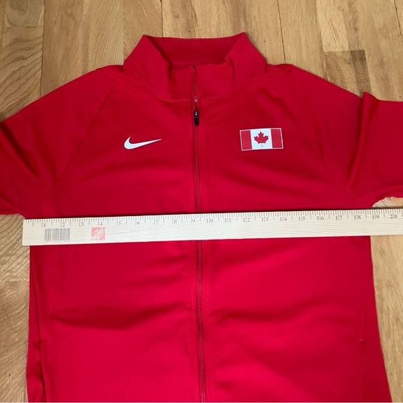 Nike Canada Red Dri-FIT Zip Up Jacket - Picture 6 of 9